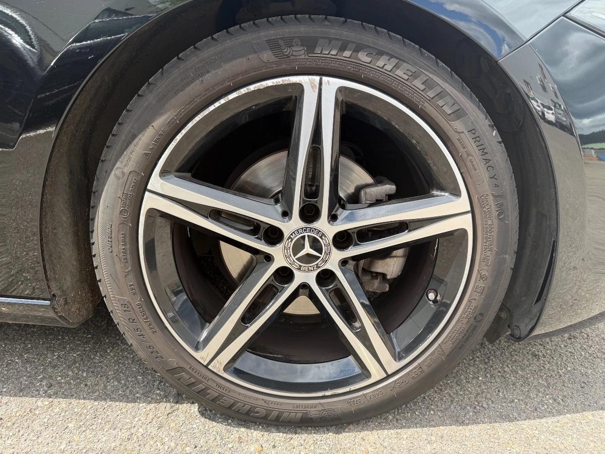 Mercedes Classe A 1.3 180 135 PROGRESSIVE LINE 7G-DCT BVA