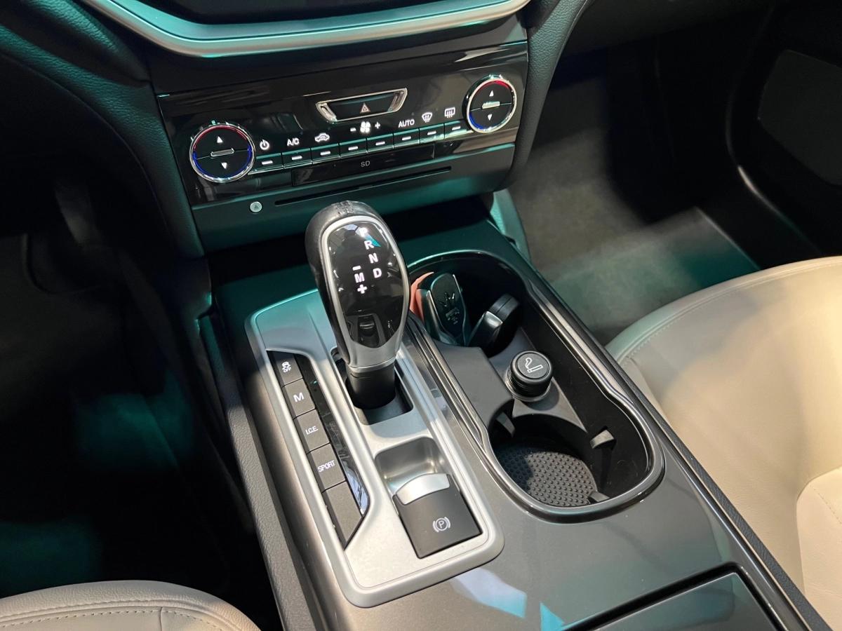 Maserati Ghibli 3.0 330 BVA