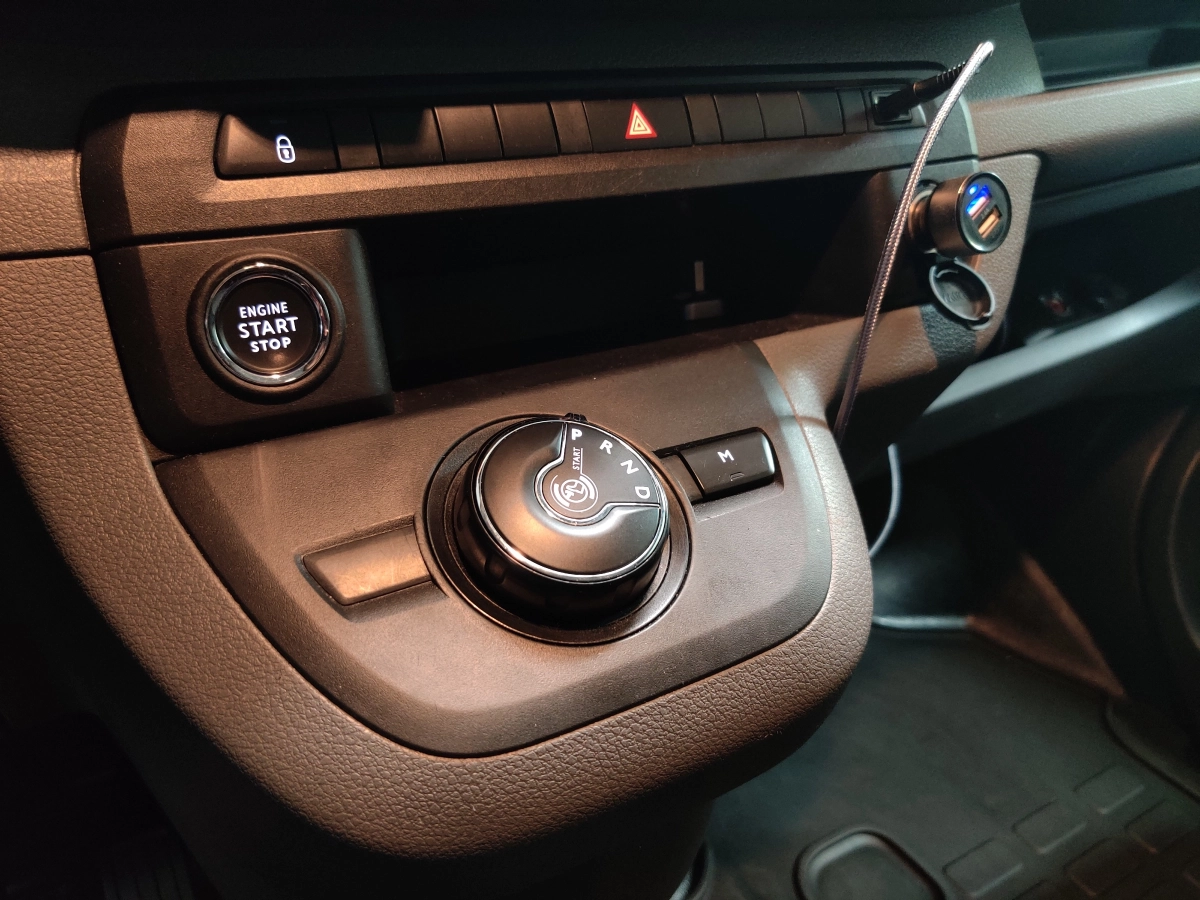 Peugeot Expert - photo 12