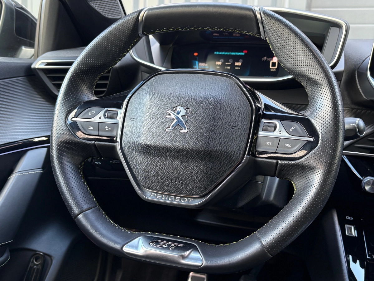 Peugeot 208 - photo 11