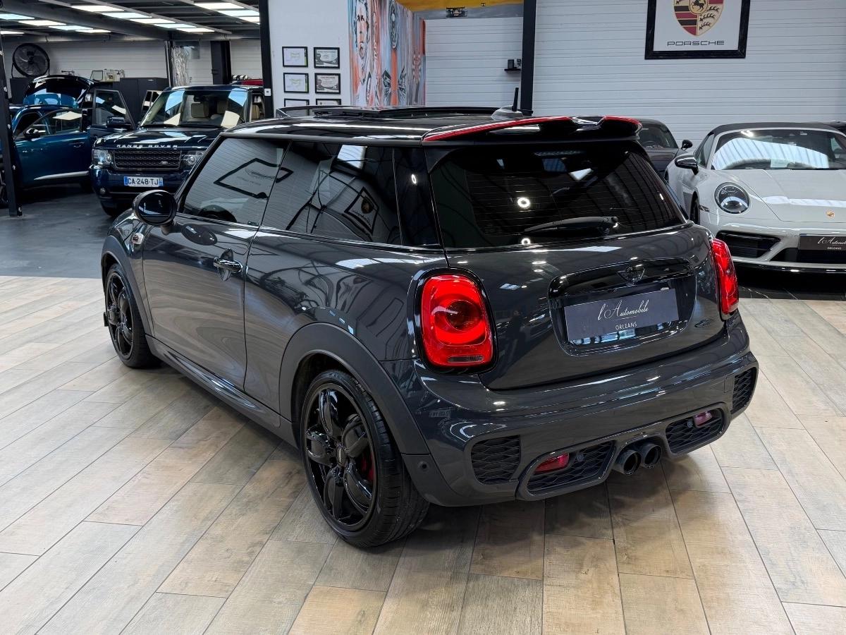 Mini Mini III (F56) 2.0 231 JCW BVA6 3P