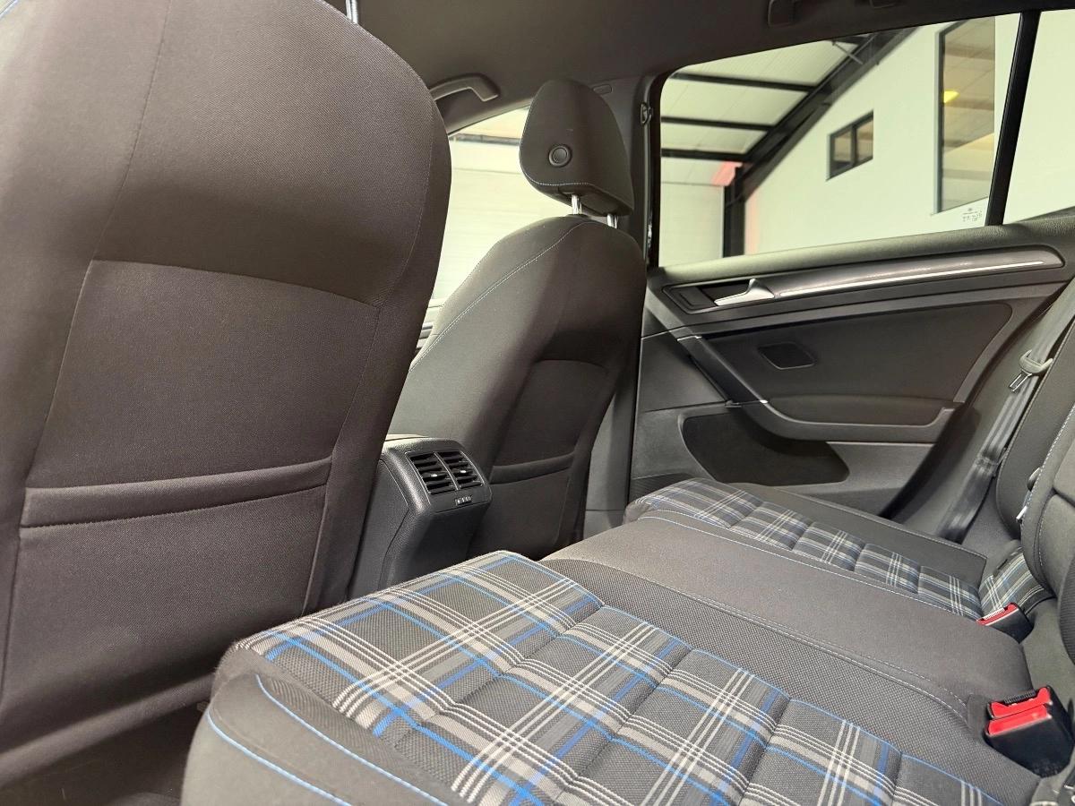 Volkswagen Golf 1.4 TSI GTE 204H 150 HYBRID PHEV 13KWH DSG BVA