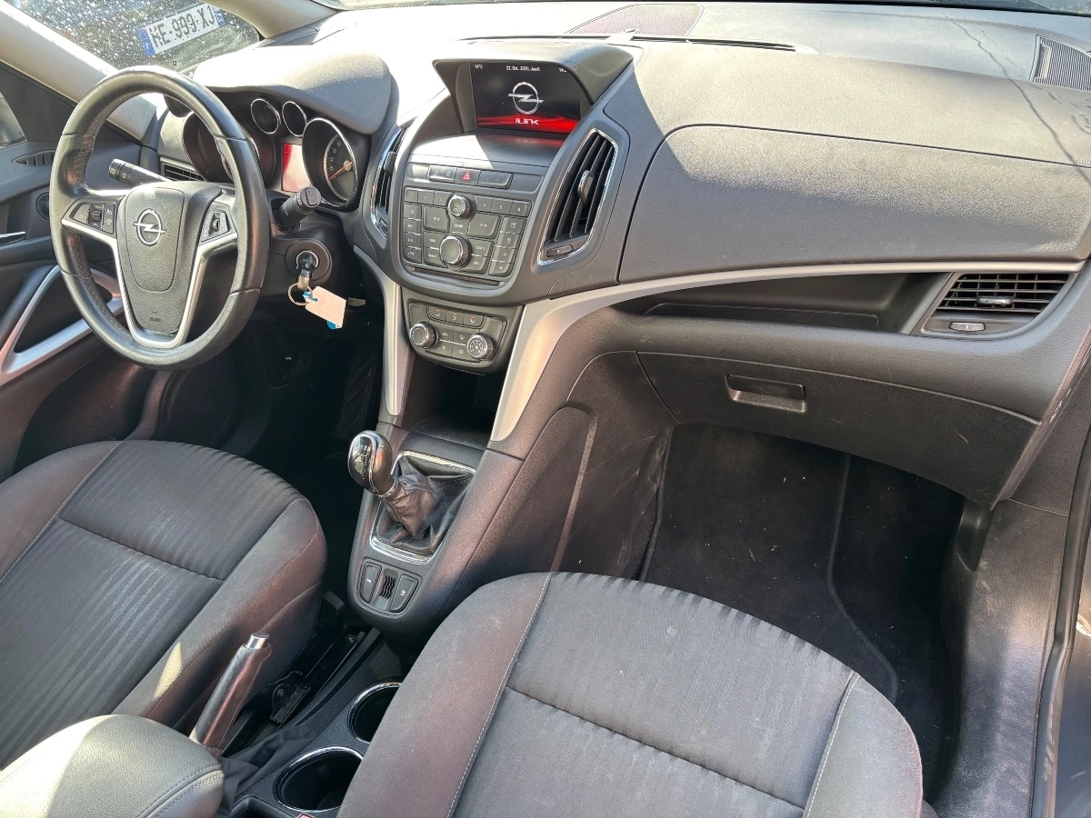 Opel Zafira - photo 11