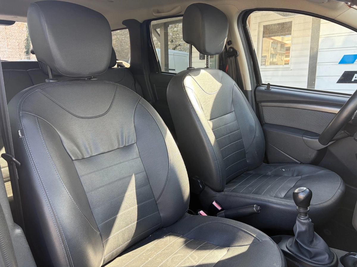 Dacia Duster - photo 16