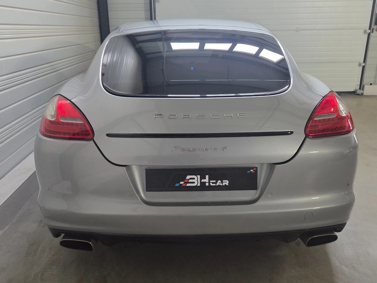 Porsche Panamera - photo 4