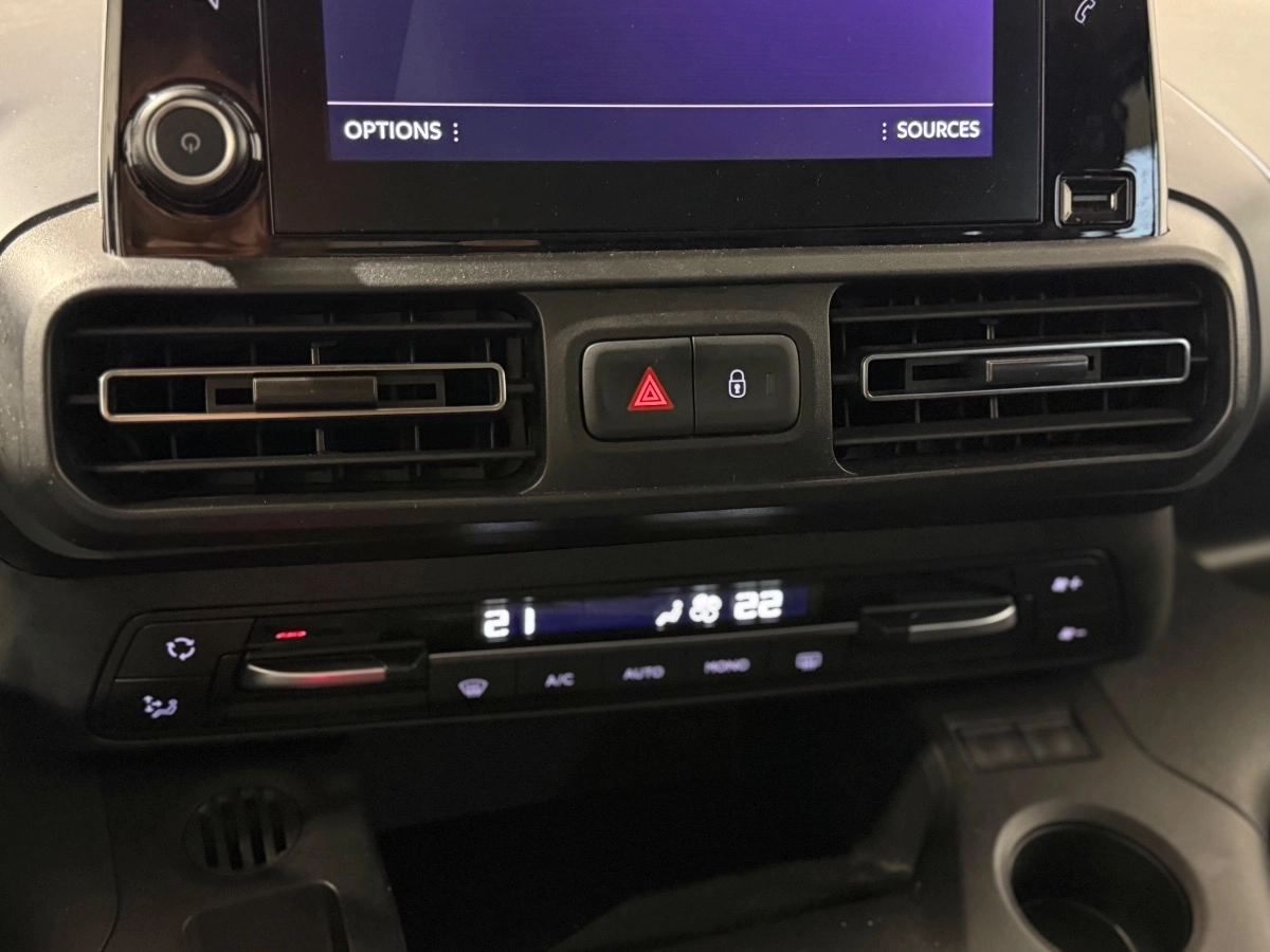Peugeot Rifter - photo 21