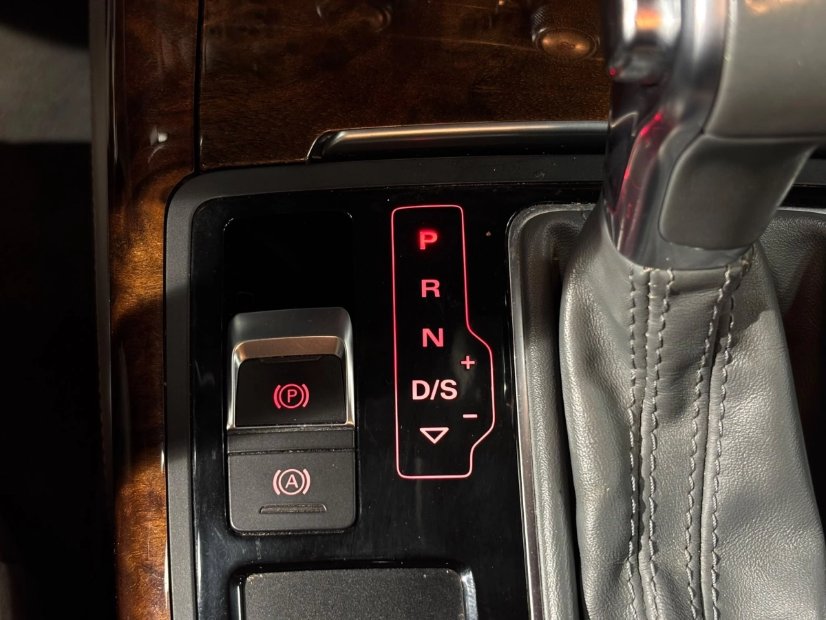 Audi A6 - photo 24
