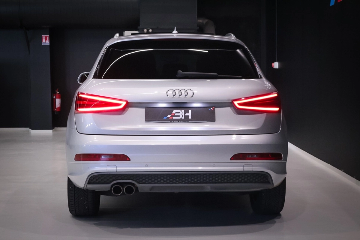 Audi Q3 - photo 6