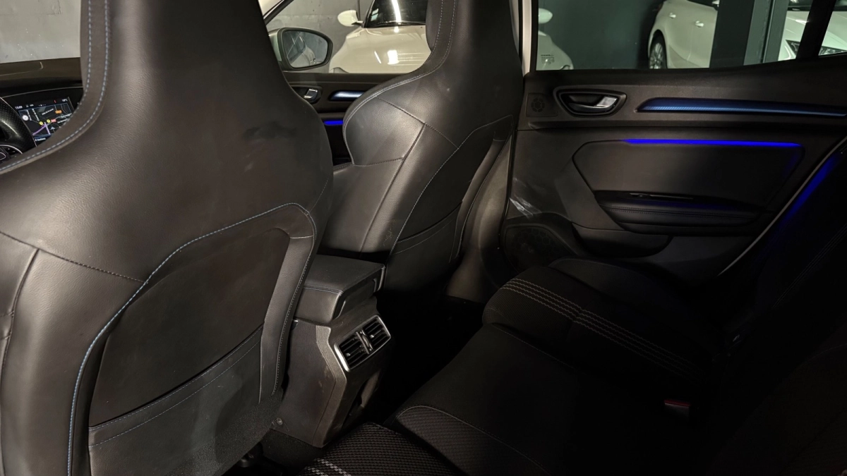 Renault Megane - photo 18