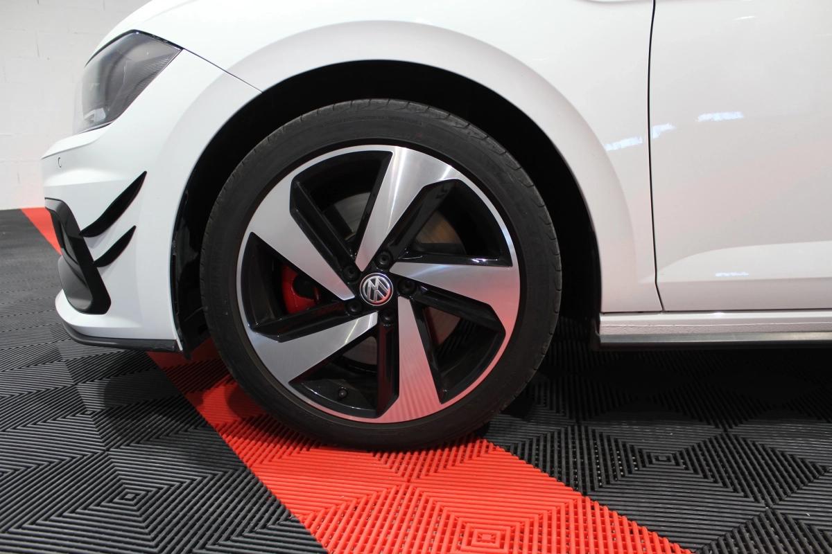 Volkswagen Polo 2.0 TSI 200 GTI DSG BVA