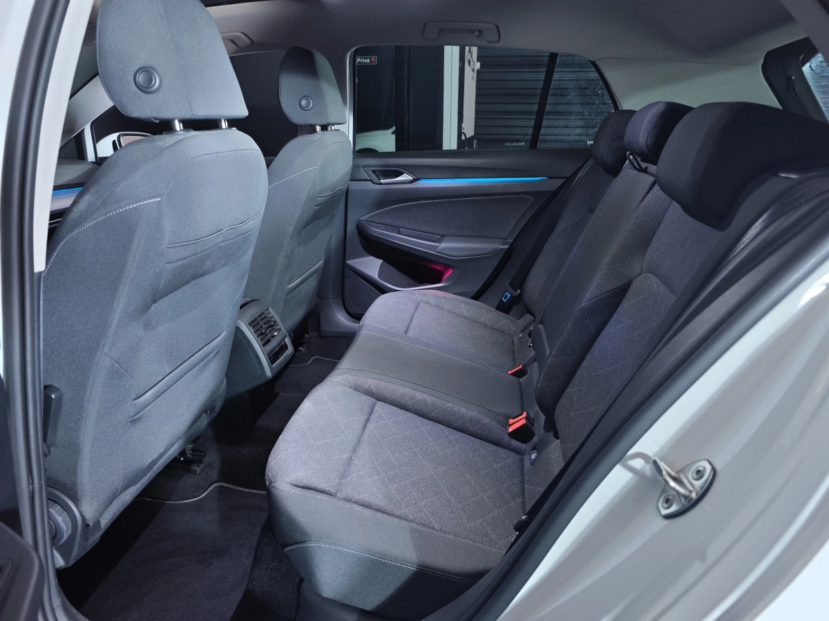 Volkswagen Golf - photo 22