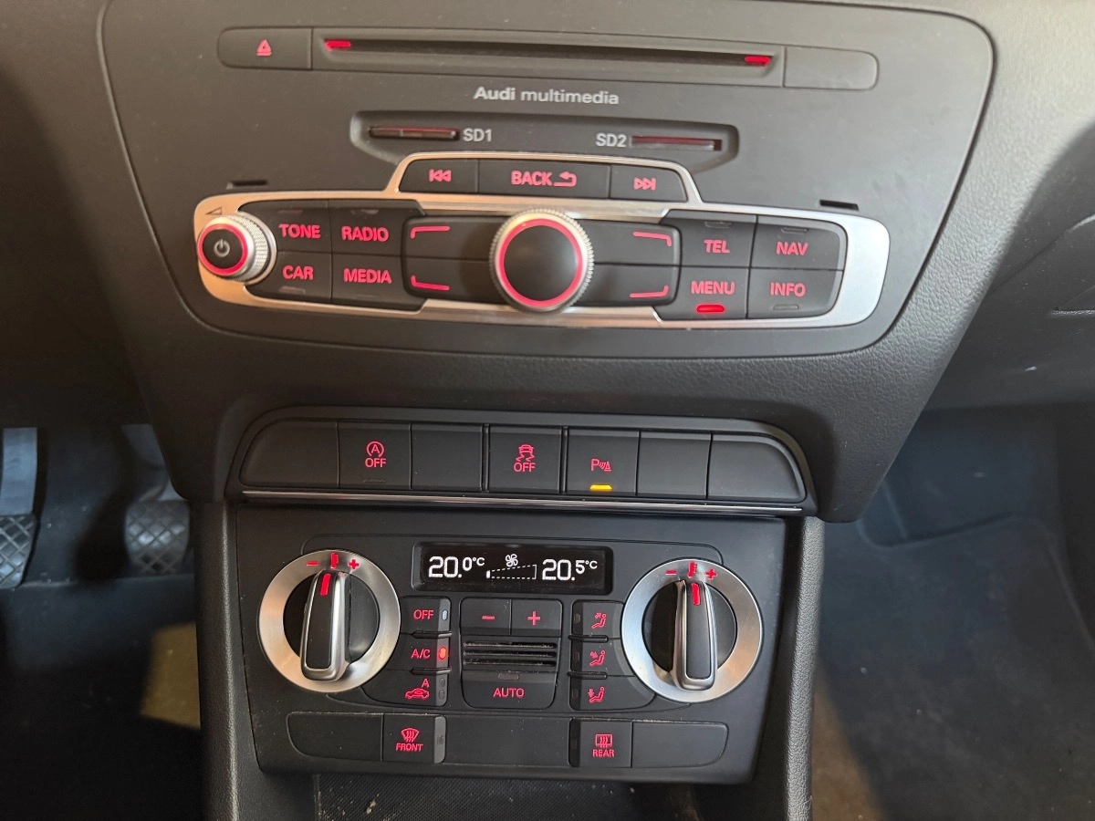Audi Q3 - photo 21
