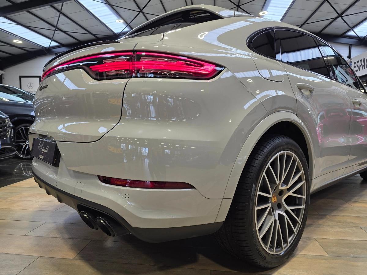 PORSCHE CAYENNE 3.0 V6 462 PLATINIUM EDITION