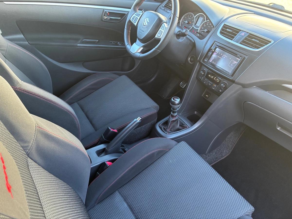 Suzuki Swift 1.6 VVT 135 SPORT