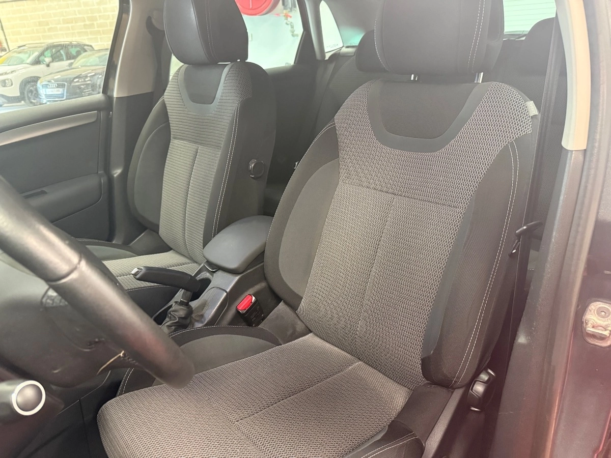 Citroen C4 - photo 10