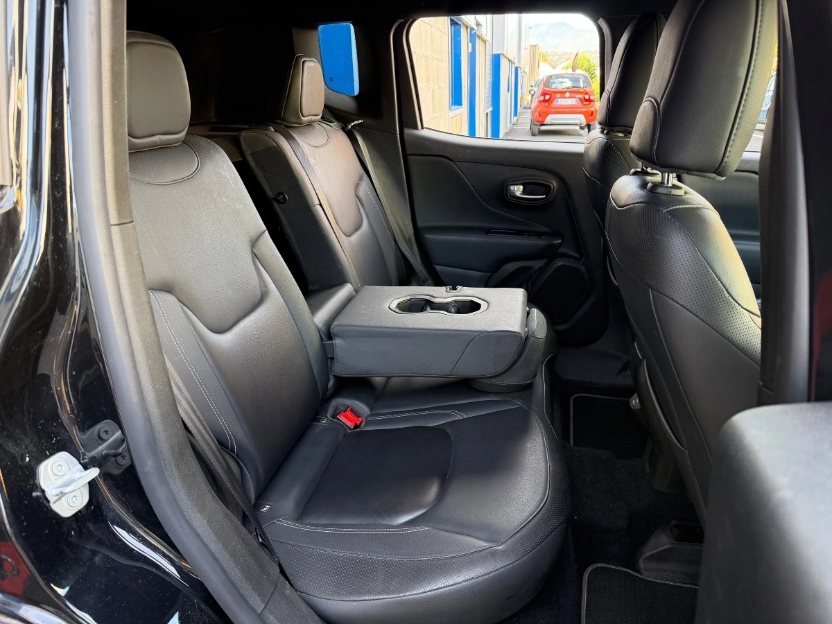 Jeep Renegade - photo 14