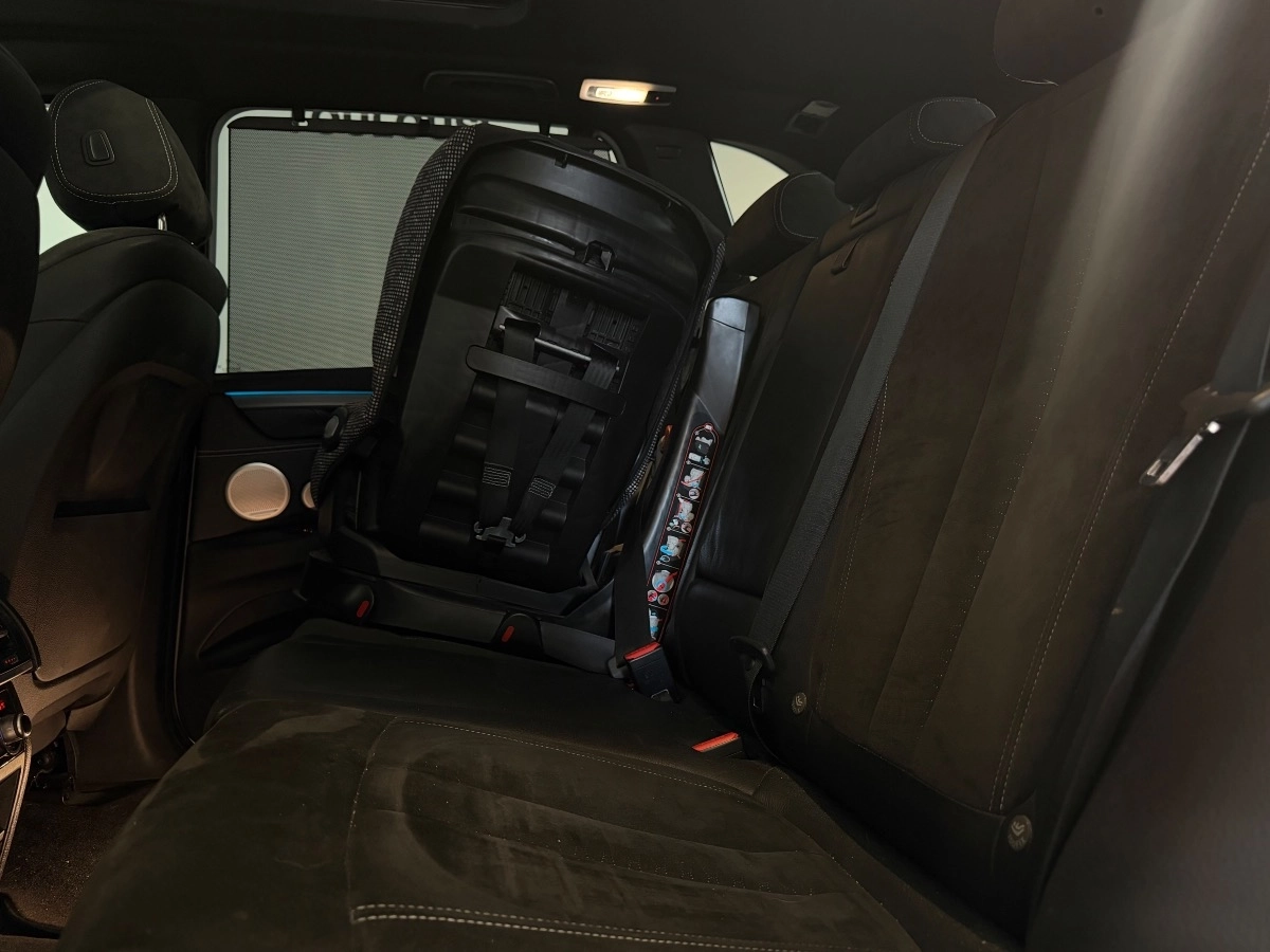 Bmw X5 - photo 28