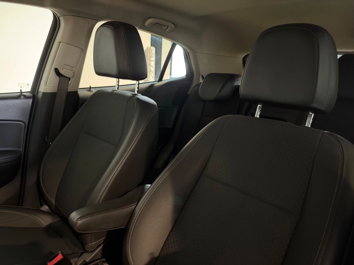 Opel Mokka - photo 22