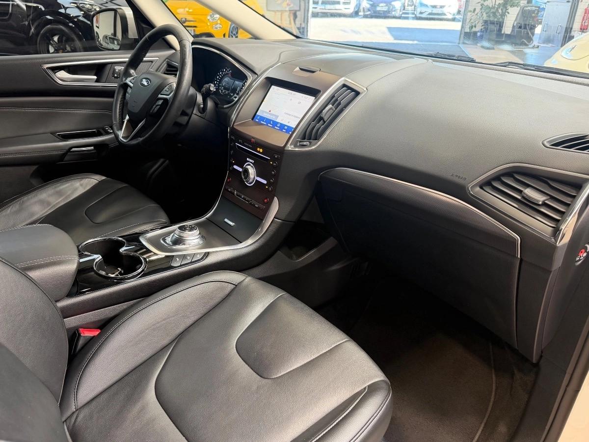 FORD S-MAX 2.0 ECOBLUE S&S BVA 150CH - ST-LINE - ENTRETIEN DISPONIBLE - 7 PLACES