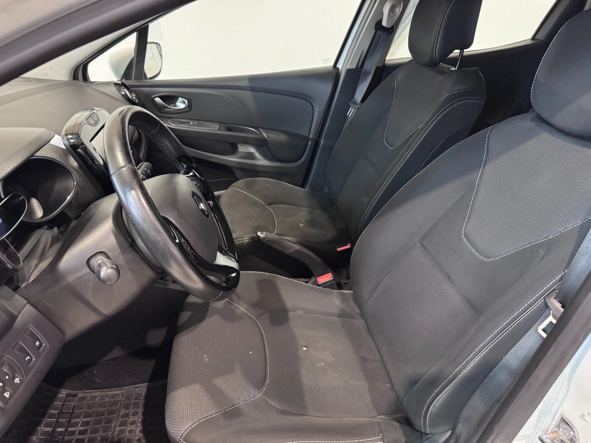 Renault Clio - photo 9