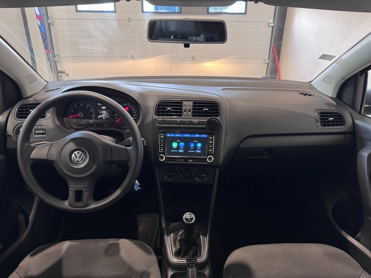 Volkswagen Polo - photo 11