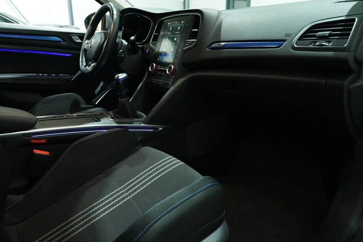 Renault Megane - photo 14