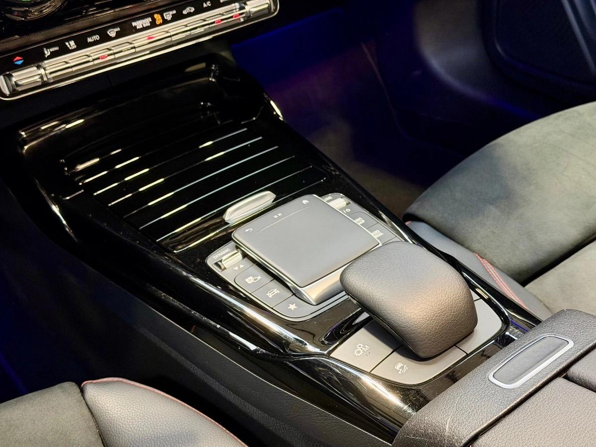 Mercedes Classe Cla COUPE 2.0 35 305 AMG 4MATIC 7G-DCT SPEEDSHIFT BVA