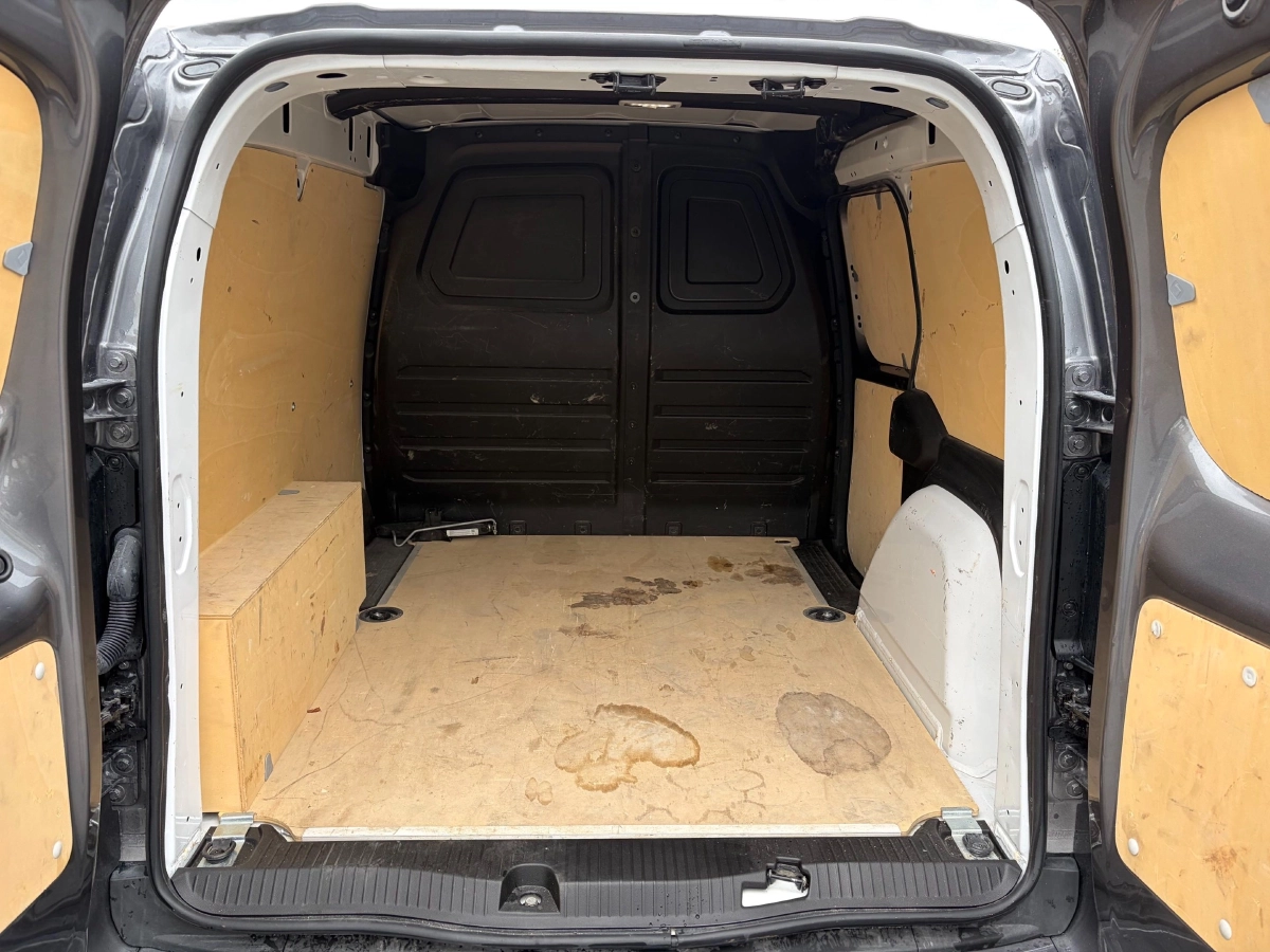 Renault Kangoo Van - photo 8