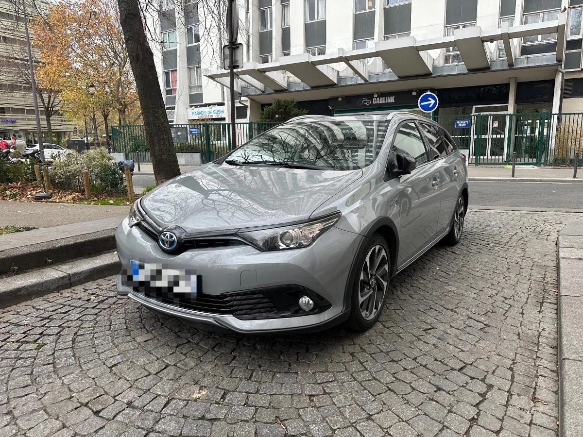 Toyota Auris 