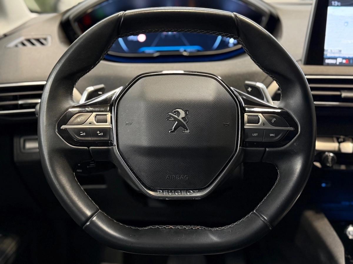 PEUGEOT 3008 (II) 1.2  EAT8 S&S 130CH - 1ERE MAIN - ENTRETIENS CONSTRUCTEUR