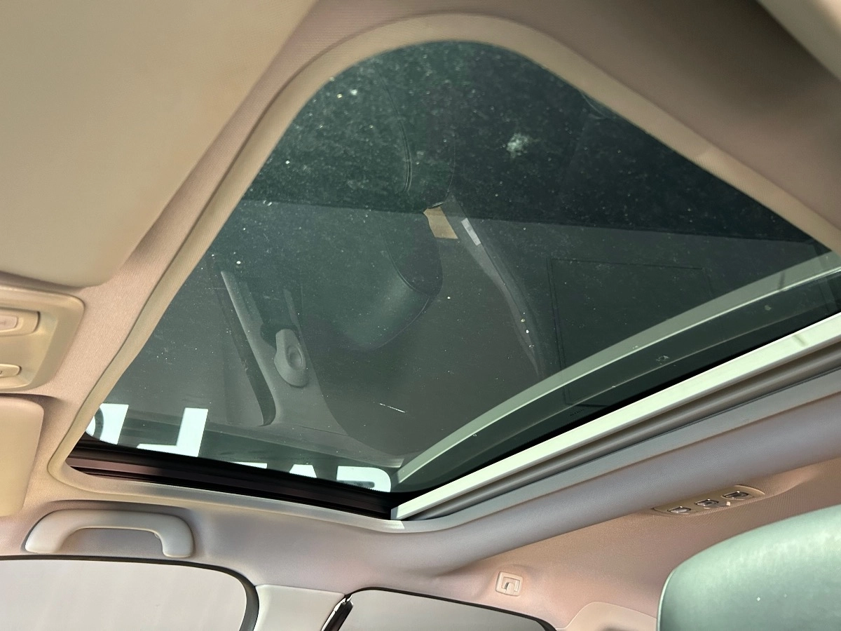 Renault Captur - photo 17