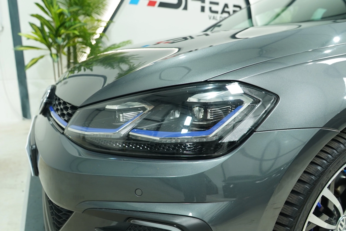 Volkswagen Golf - photo 22