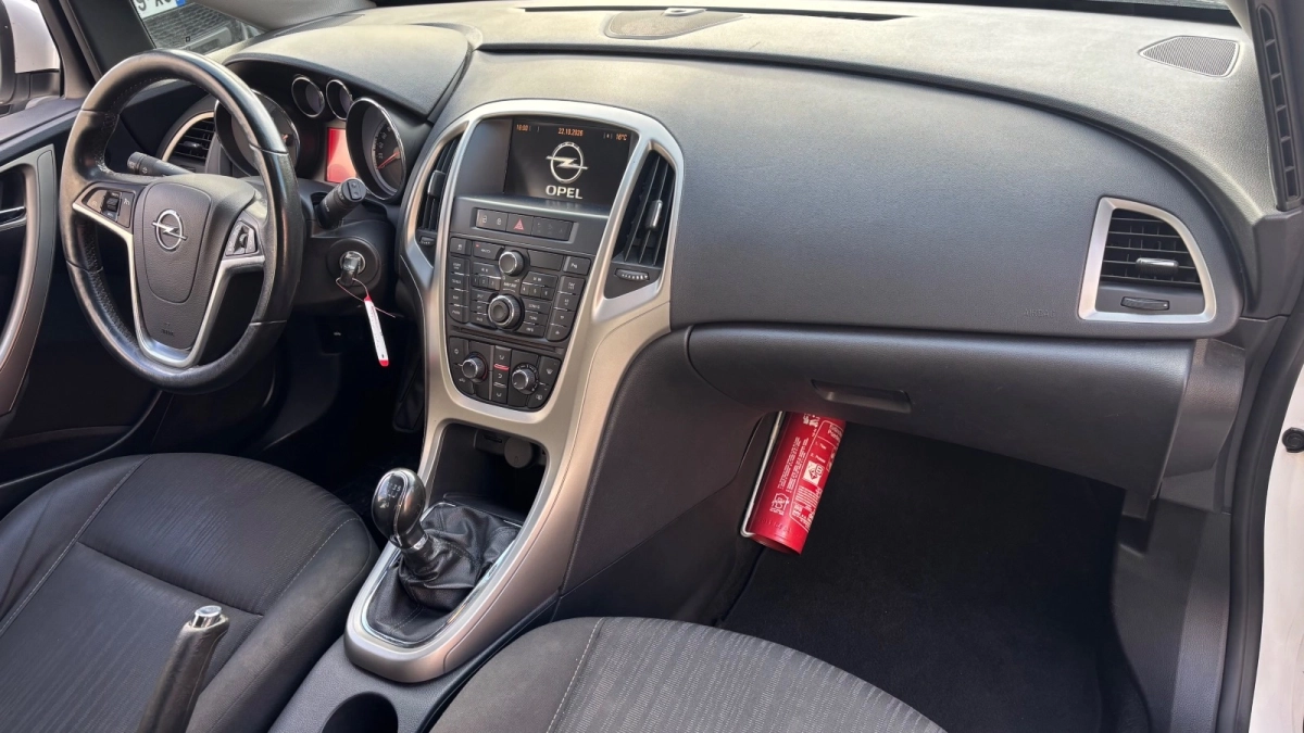 Opel Astra - photo 10