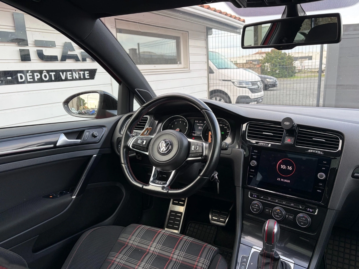 Volkswagen Golf - photo 8