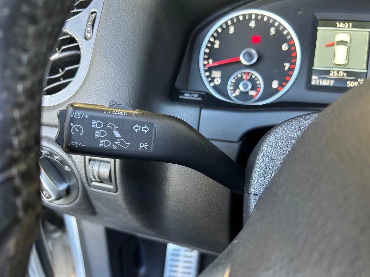 Volkswagen Tiguan - photo 25