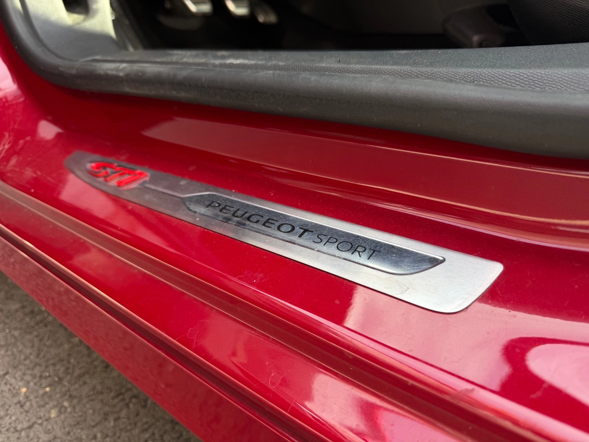 Peugeot 308 - photo 24
