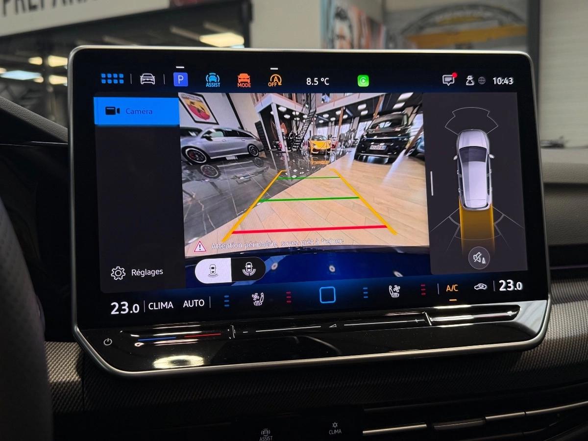 VOLKSWAGEN GOLF VIII R - 2.0 TSi 4MOTION DSG7 333CH - AKRAPOVIC/HARMAN KARDON/TOIT OUVRANT