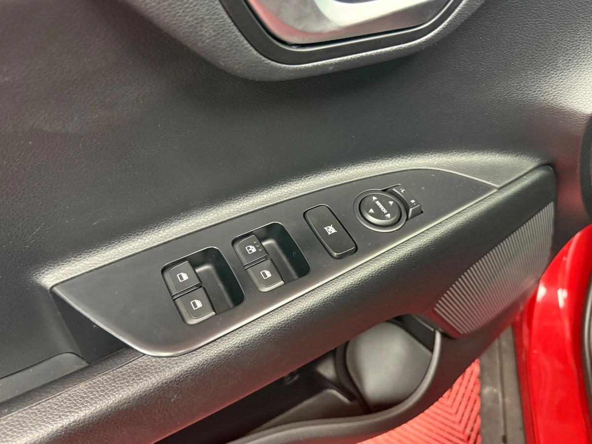 Kia Stonic - photo 16