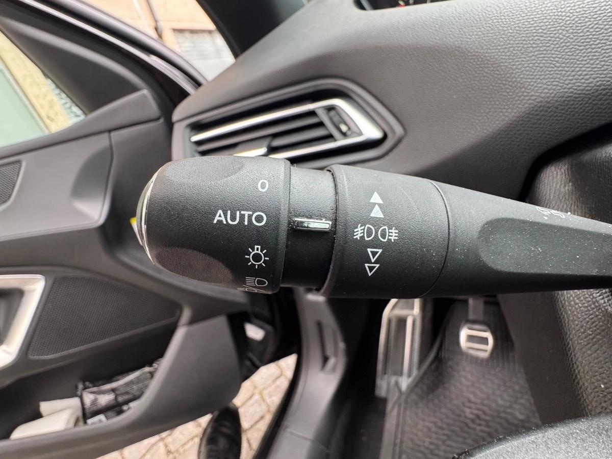 Peugeot 308 GENERATION-II 1.2 PURETECH 130 GT LINE START-STOP