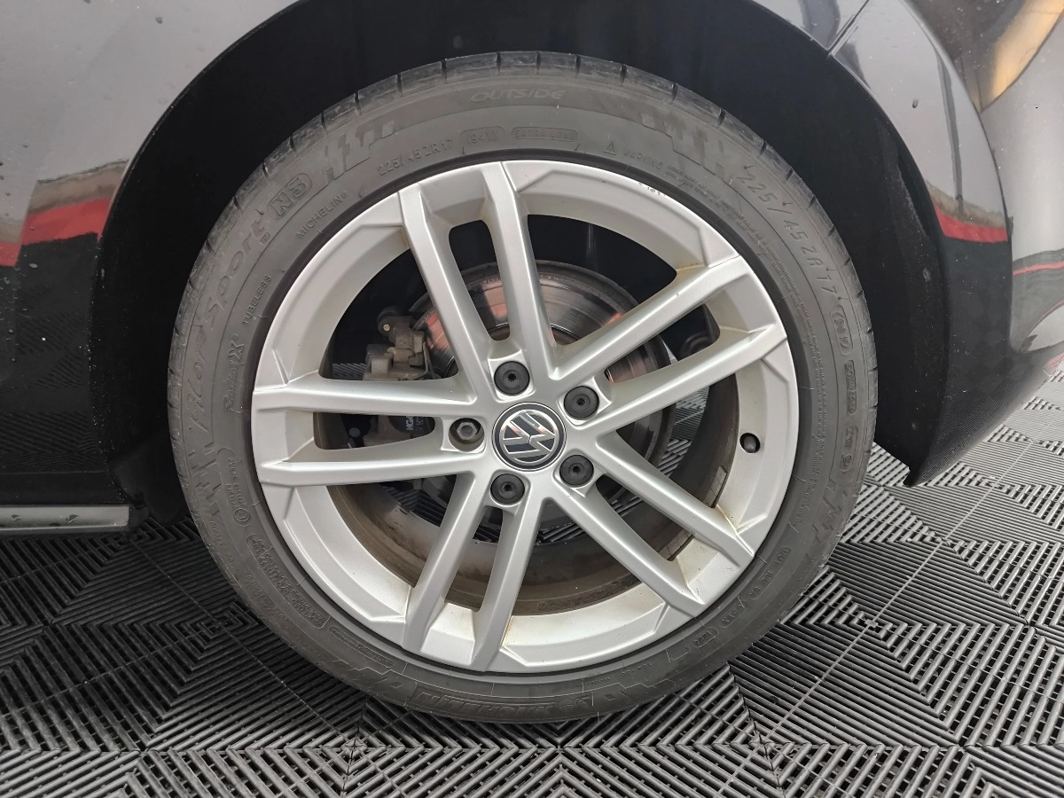 Volkswagen Golf - photo 25