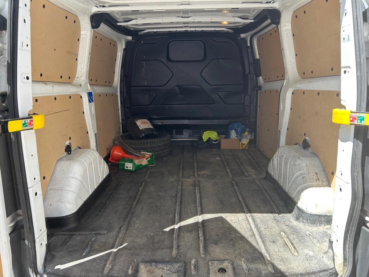 Ford Transit Custom COMBI 320 2.0 105 L1H1 COURT PC-TN VA