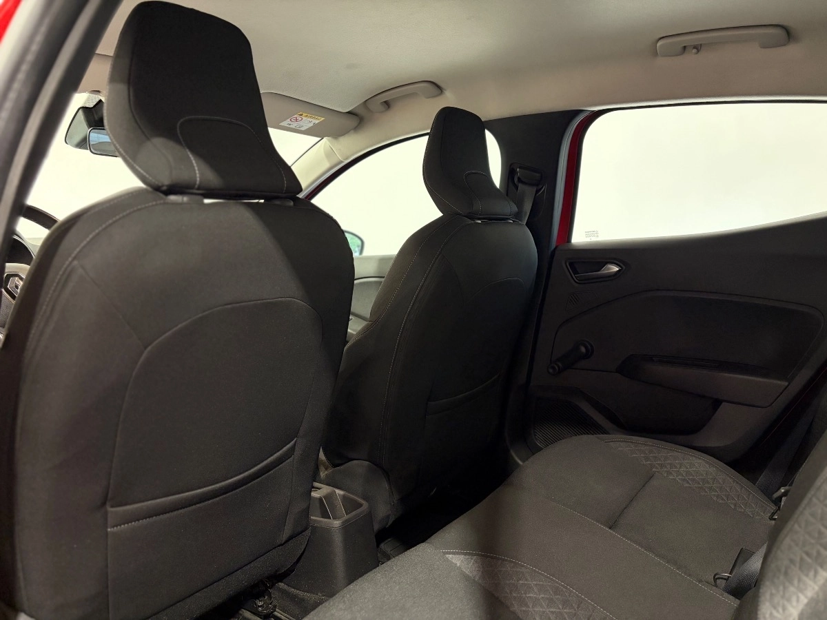 Renault Clio - photo 14