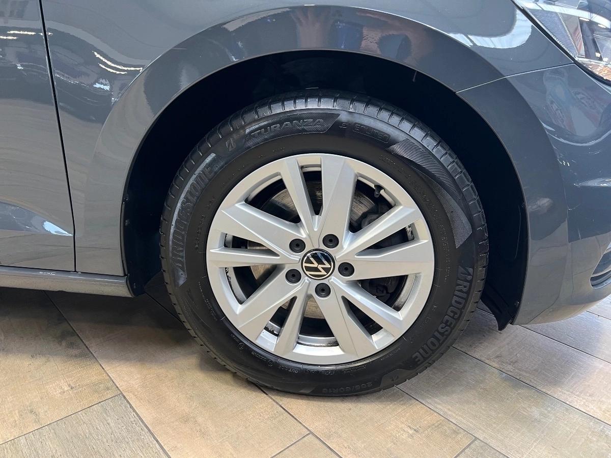 Volkswagen Touran 2.0 TDI 150 LIFE PLUS DSG7 /ATTELAGE/CARPLAY/