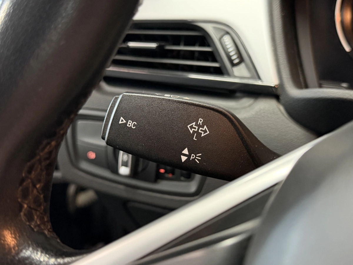 Bmw X1 - photo 12