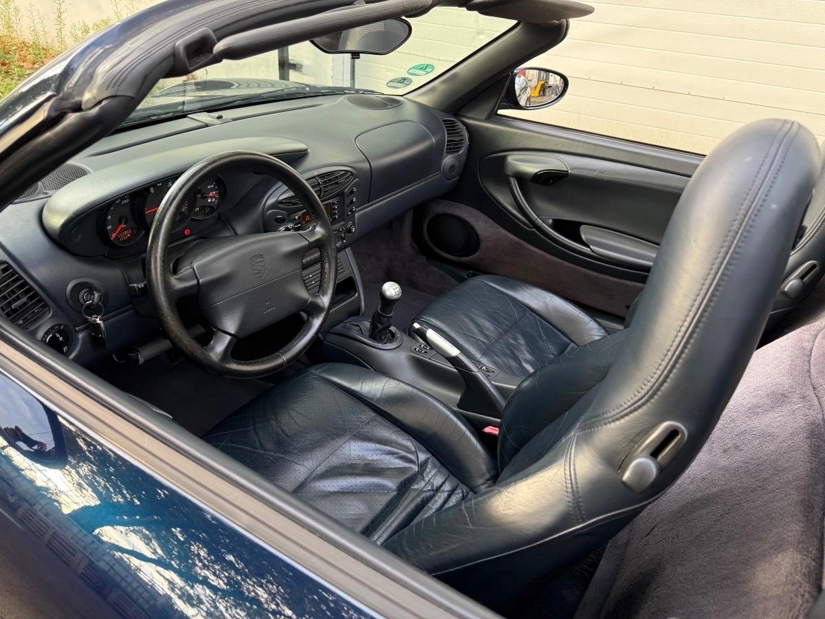 Porsche Boxster 2.5 205