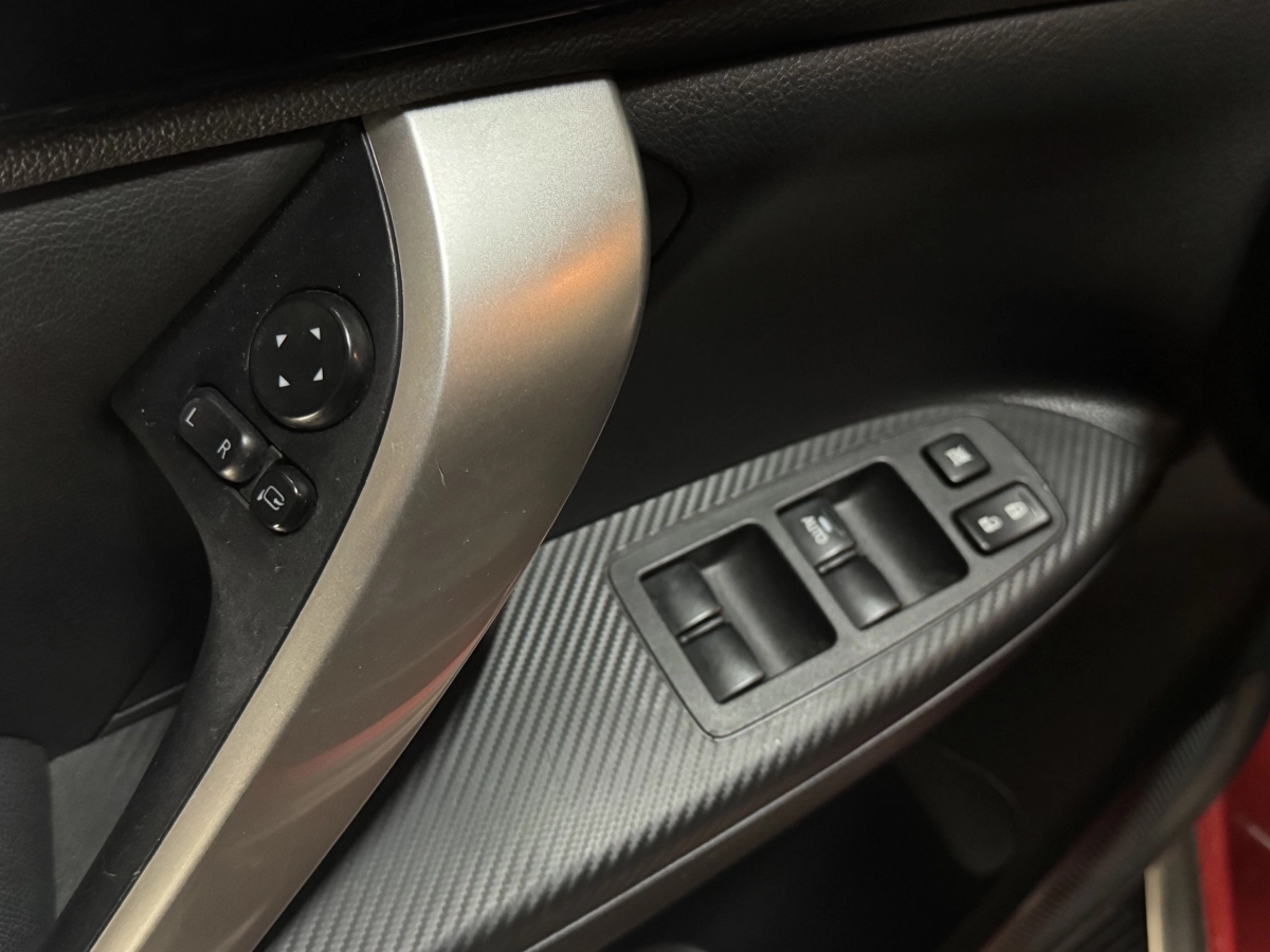 Mitsubishi Eclipse Cross - photo 12