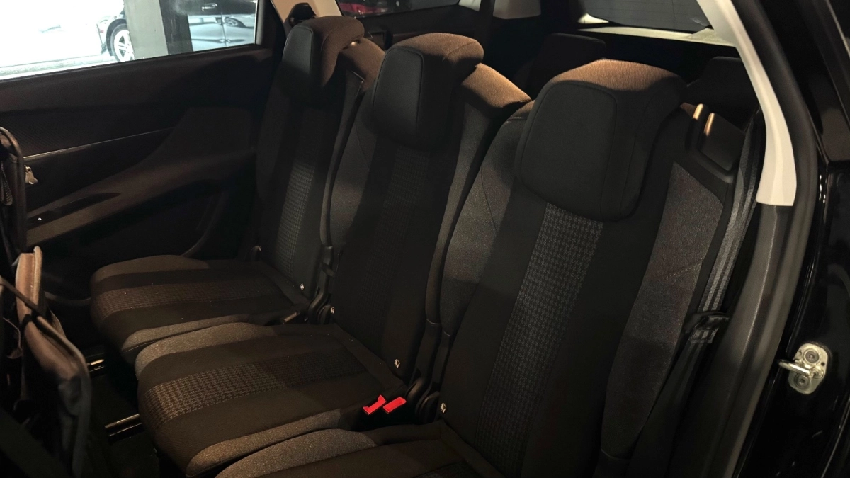 Peugeot 5008 - photo 12