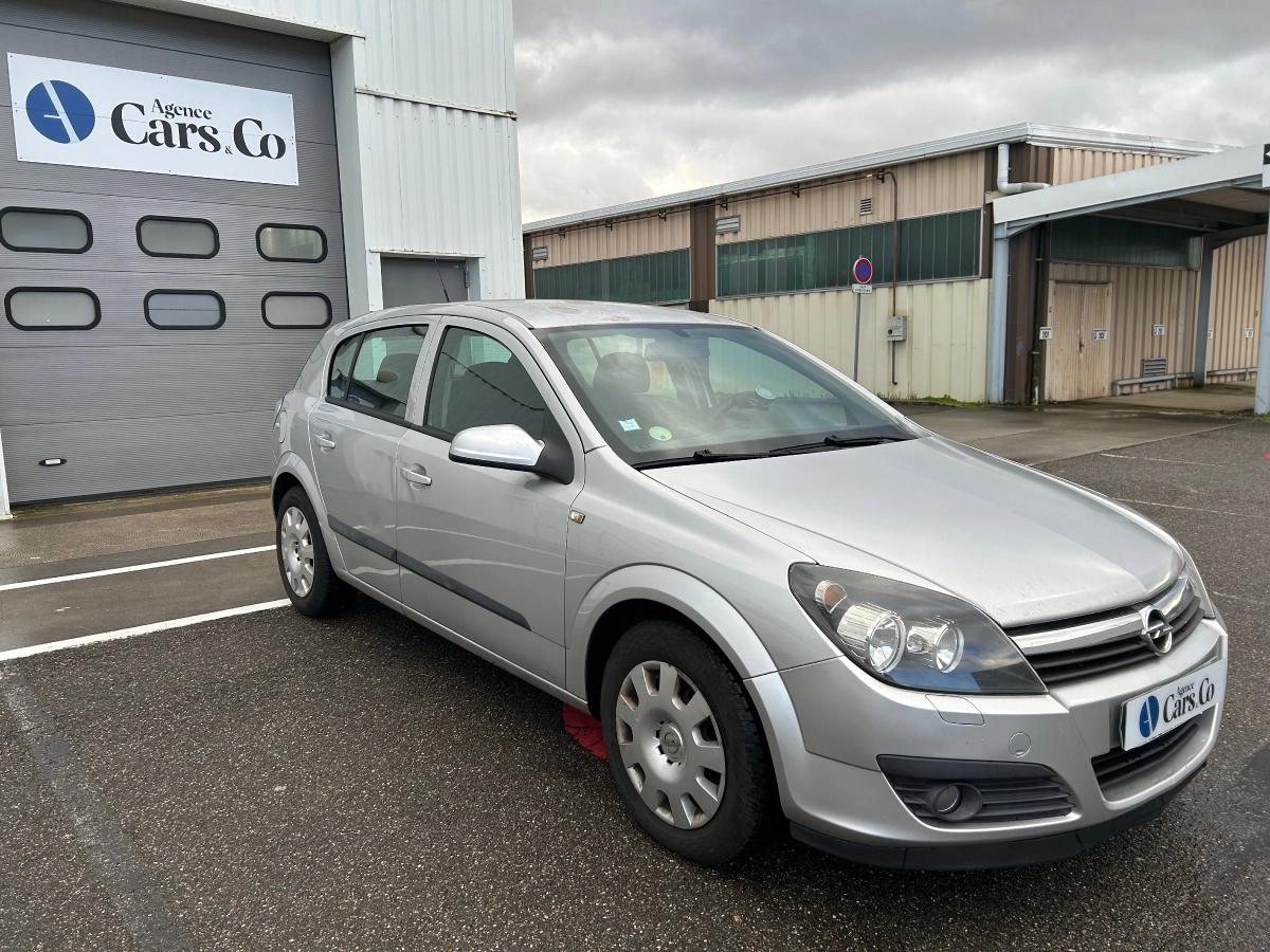 Opel Astra 1.6 TWINPORT 105 ELEGANCE