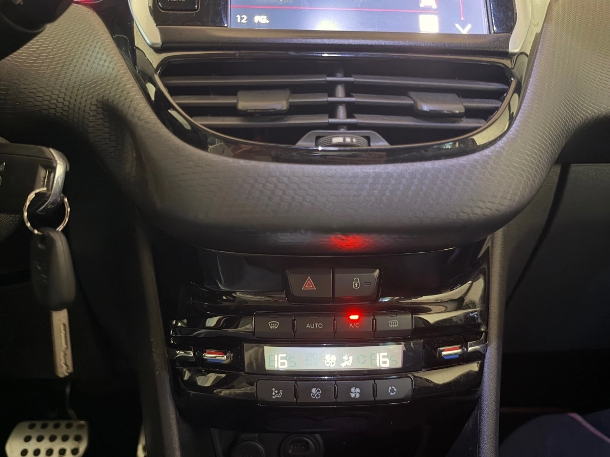 Peugeot 2008 - photo 18