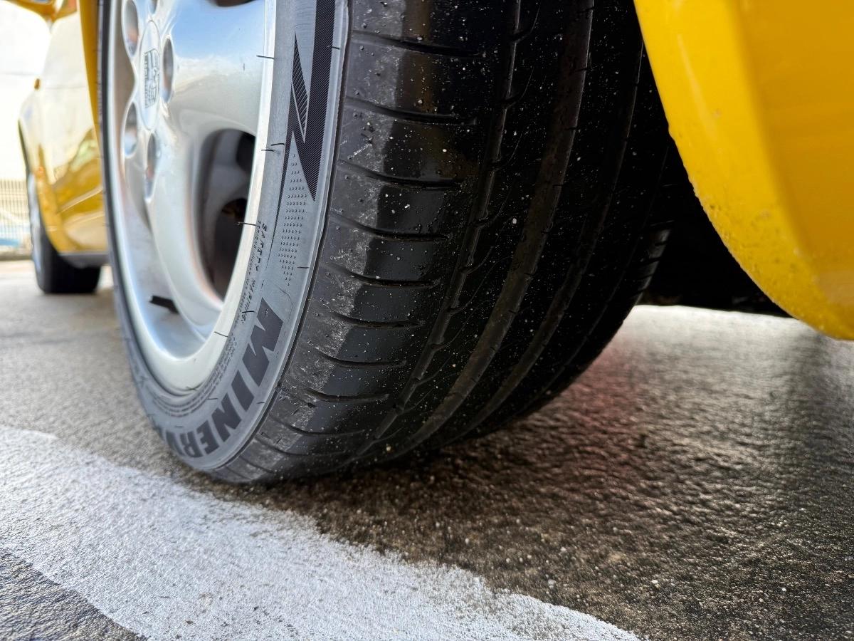 Porsche 911 COUPE 993 3.6 270 CARRERA 4